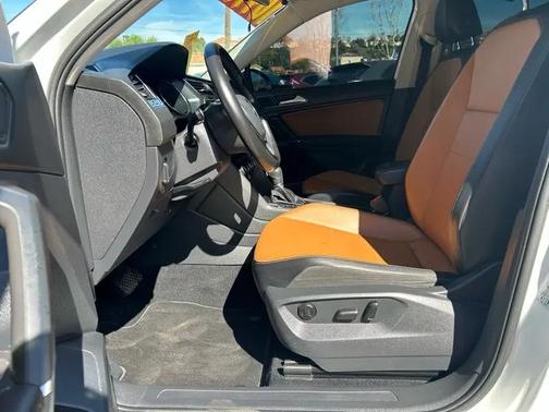 2018 Volkswagen Tiguan 2.0T SE