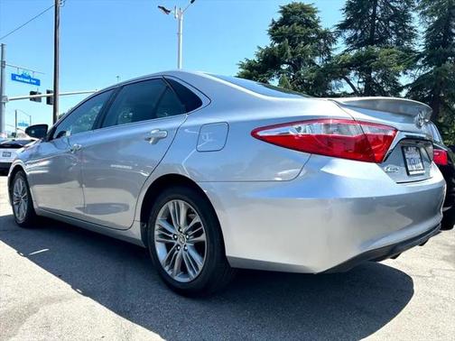 2015 Toyota Camry SE