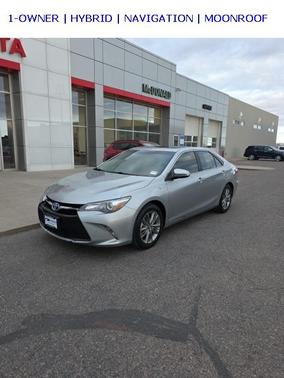 2017 Toyota Camry Hybrid SE