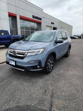 2022 Honda Pilot AWD Elite