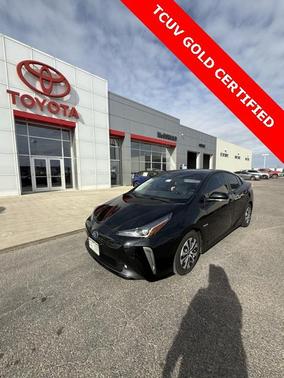 2022 Toyota Prius LE