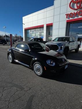 2015 Volkswagen Beetle Auto 1.8T w/Tech