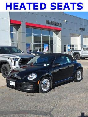 2015 Volkswagen Beetle Auto 1.8T w/Tech