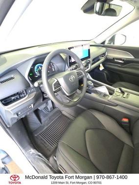 Wind Chill Pearl 2026 Toyota Grand Highlander Hybrid XLE