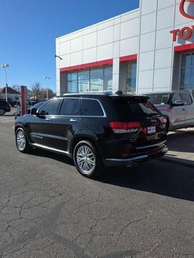 2018 Jeep Grand Cherokee Summit
