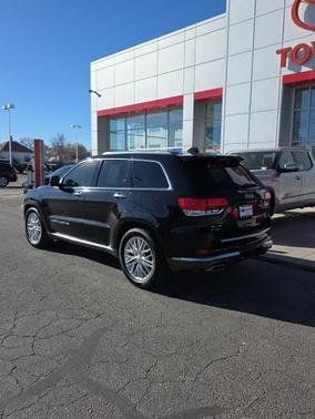 2018 Jeep Grand Cherokee Summit