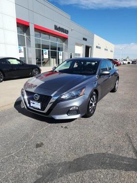 2022 Nissan Altima S FWD