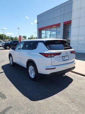 2022 Mitsubishi Outlander ES 2.5 S-AWC