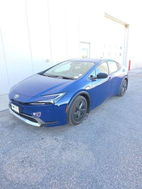 2026 Toyota Prius Plug-In Hybrid SE