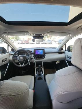2025 Toyota Corolla Cross LE