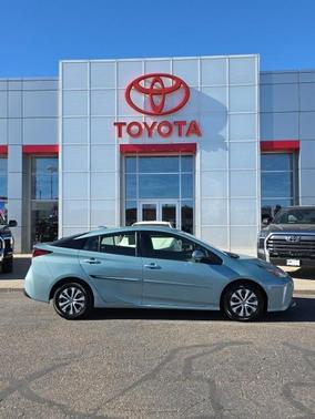2022 Toyota Prius LE