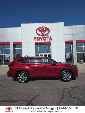 Ruby Flare Pearl 2022 Toyota Highlander Limited