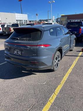 2025 Toyota Crown Signia XLE