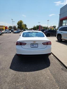 2022 Chevrolet Malibu FWD LT