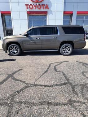 2016 GMC Yukon XL SLT