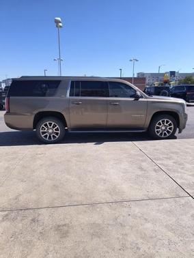 2016 GMC Yukon XL SLT
