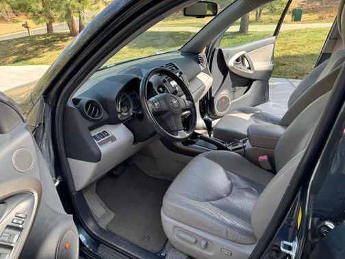 2010 Toyota RAV4 Limited