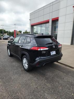 2025 Toyota Corolla Cross LE