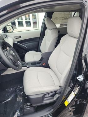 2025 Toyota Corolla Cross LE