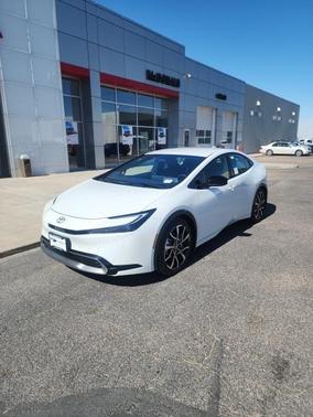 2025 Toyota Prius L