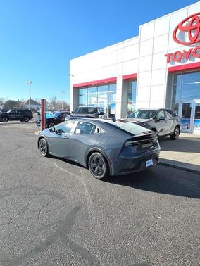 2026 Toyota Prius Plug-In Hybrid SE