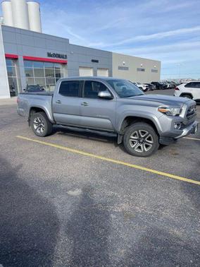 2016 Toyota Tacoma Limited