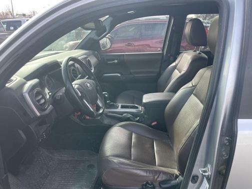 2016 Toyota Tacoma Limited