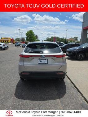 Titanium Glow 2024 Toyota Venza LE