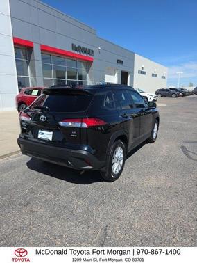 2025 Toyota Corolla Cross LE