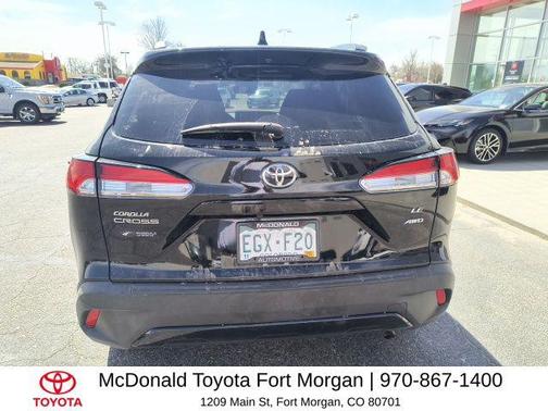 2025 Toyota Corolla Cross LE