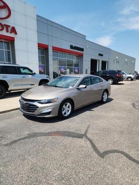2022 Chevrolet Malibu FWD LT