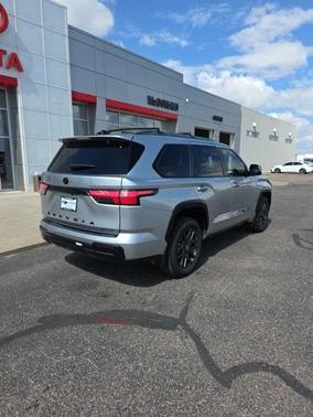 2025 Toyota Sequoia Platinum