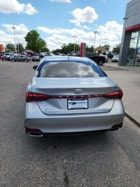2021 Toyota Avalon XLE