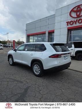 Wind Chill Pearl 2026 Toyota Grand Highlander XLE