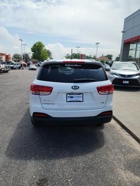 2016 Kia Sorento LX