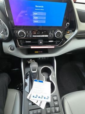 2026 Toyota Highlander XLE
