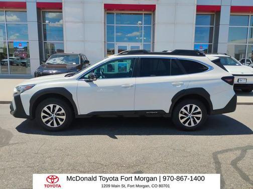 Crystal White Pearl 2023 Subaru Outback Premium