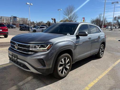 2022 Volkswagen Atlas Cross Sport 2.0T SE
