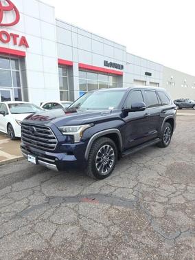 2024 Toyota Sequoia SR5