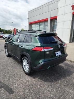 2025 Toyota Corolla Cross LE