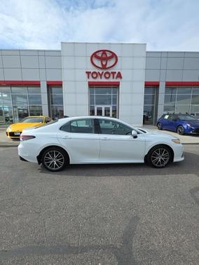 2023 Toyota Camry XLE