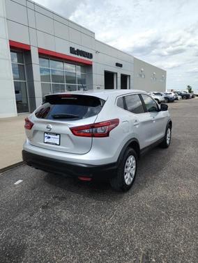 2020 Nissan Rogue Sport S