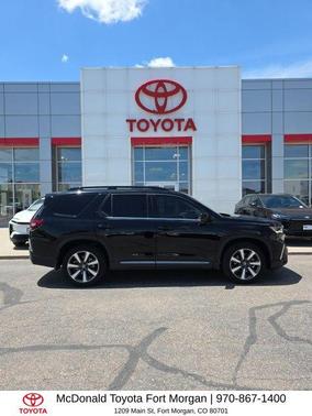 Crystal Black Pearl 2024 Honda Pilot Touring 8-Passenger