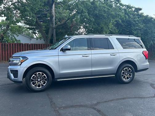 2023 Ford Expedition Max XLT