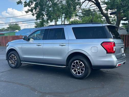 2023 Ford Expedition Max XLT