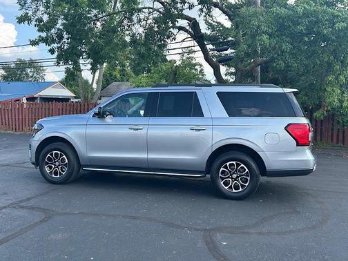 2023 Ford Expedition Max XLT