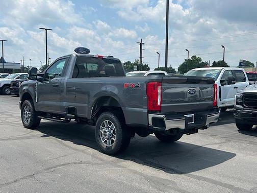2025 Ford F-350 XLT