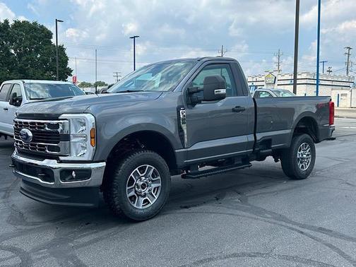 2025 Ford F-350 XLT