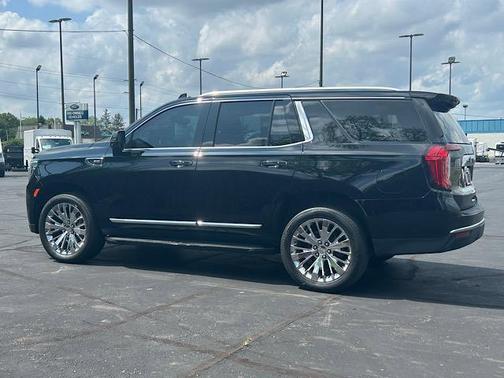 2021 GMC Yukon SLT