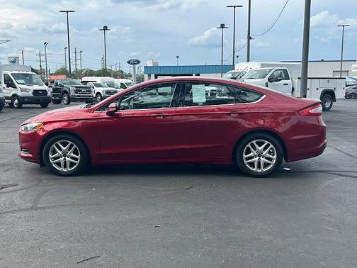 2015 Ford Fusion SE